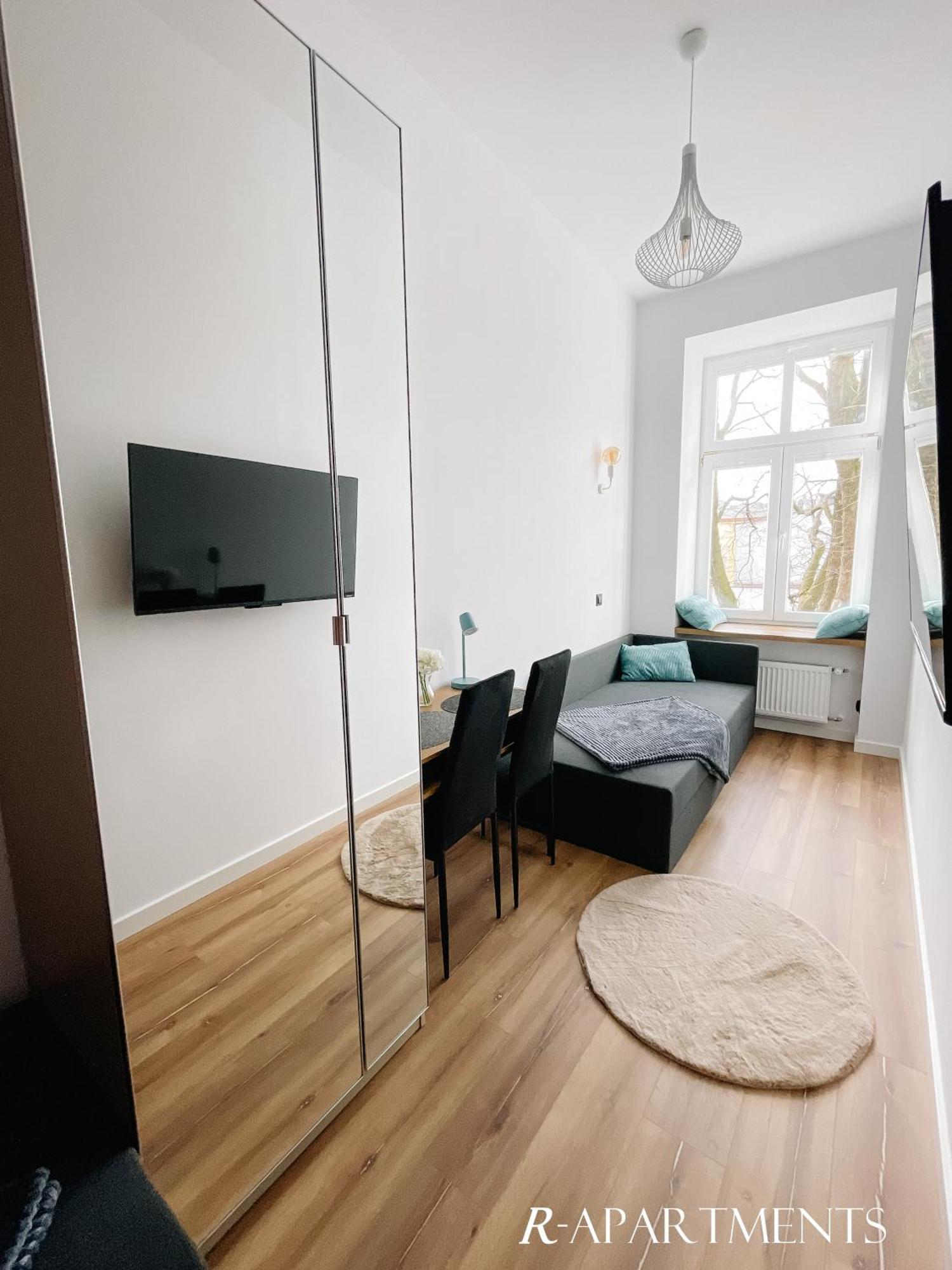 R-apartments Apartment *
