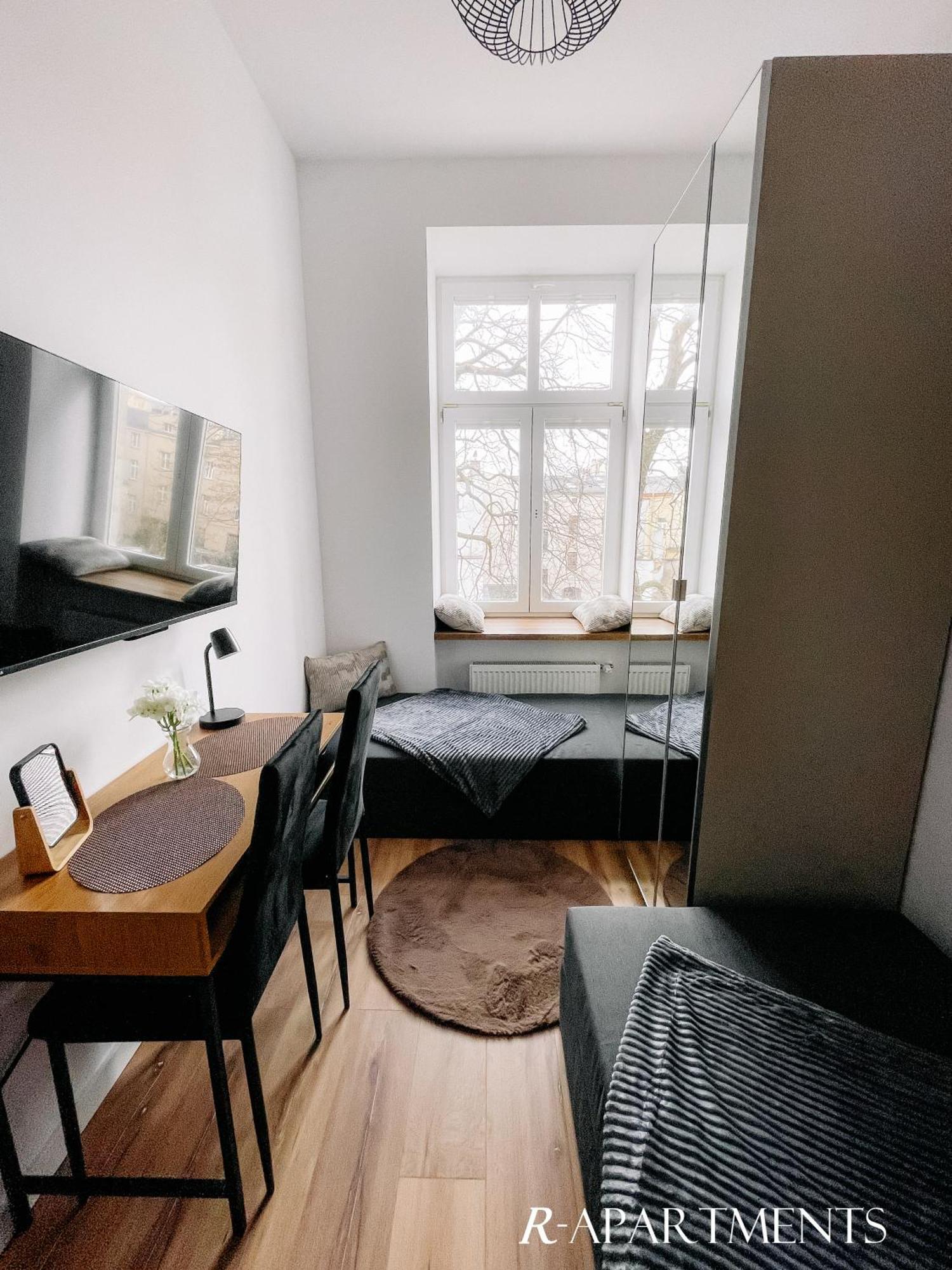 R-apartments Lodz (Lodz)