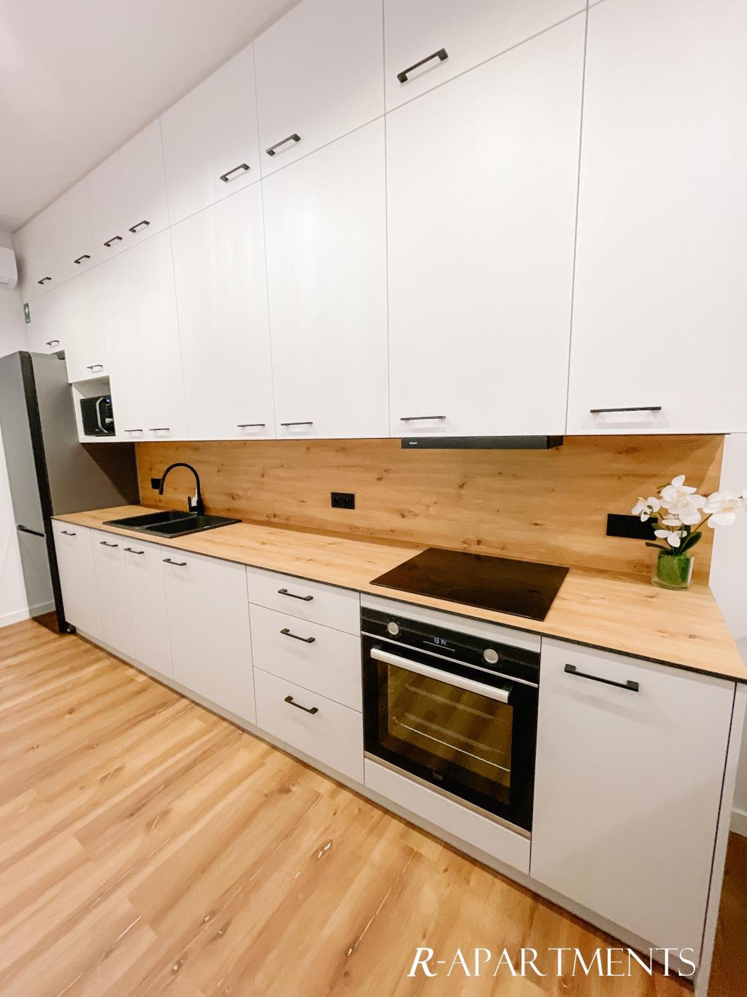 R-apartments Lodz (Lodz)