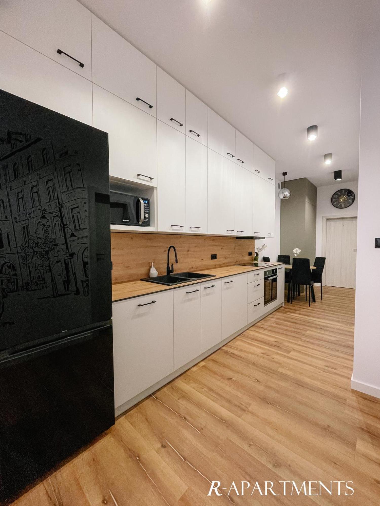 R-apartments Lodz (Lodz)